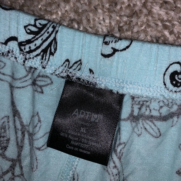 Apt 9 Light Blue & Black PJ shorts size XL - Picture 5 of 8